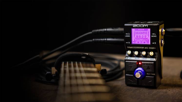 Zoom MS-80IR+ Multi-Stomp Effects Pedal with 23 Guitar Amp/Cabinet